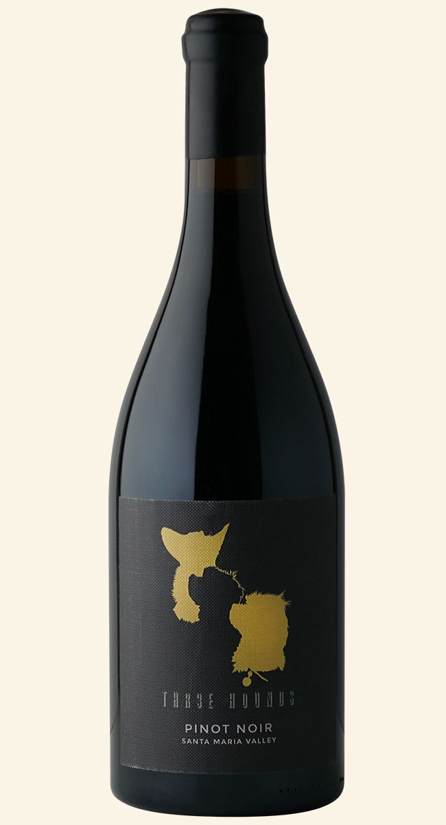 Bottle of Three Hounds Pinot noir Santa Maria Valley